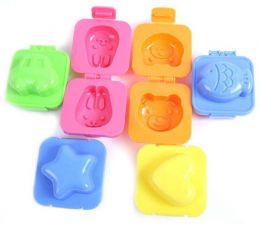 Zestaw 6 różnych foremek do jajek i ryżu