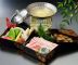 Tradycyjny trzypoziomowy japoński bento box Jubako Hanamaru